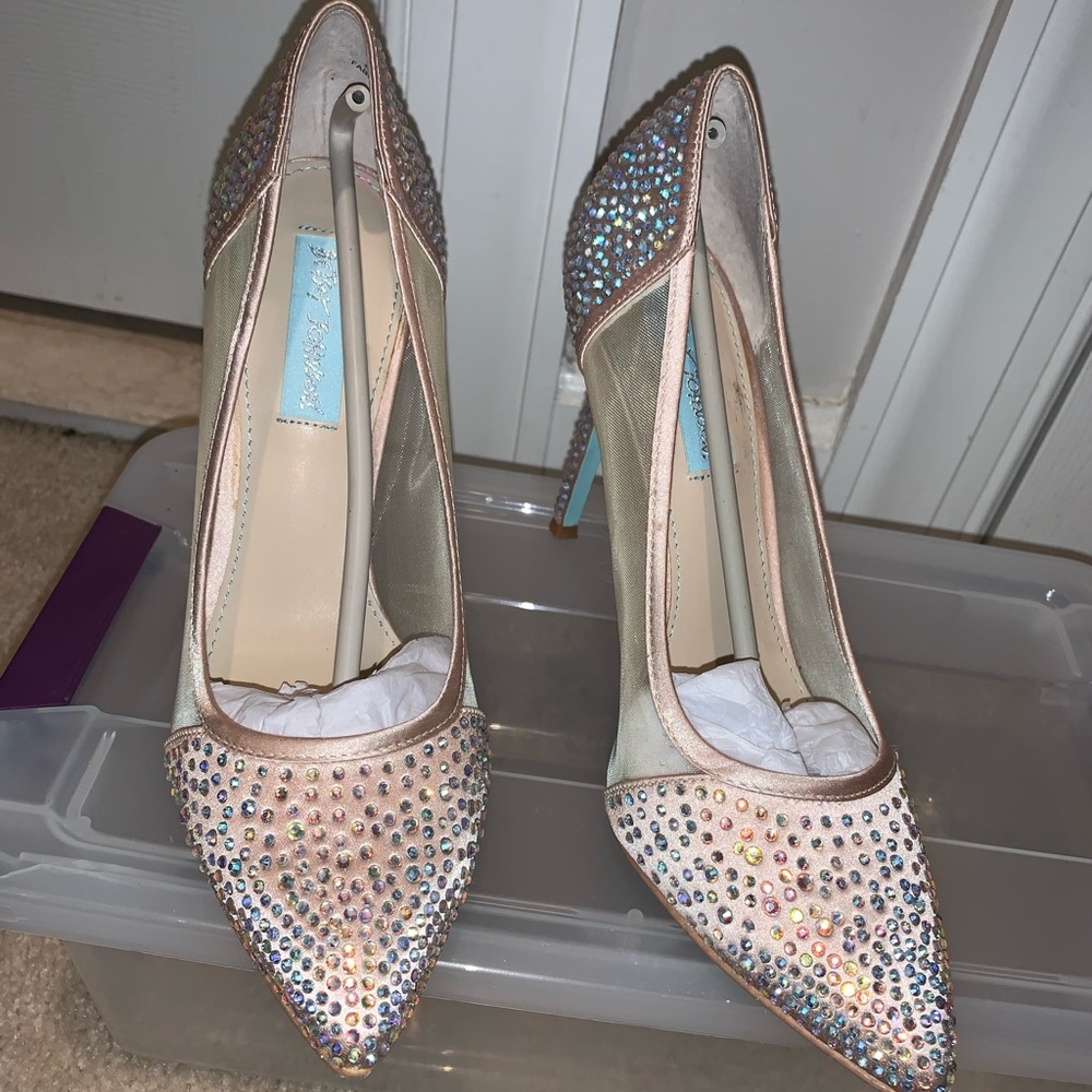 Betsey Johnson Dress Shoes